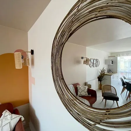 Saint Julien - L'esprit Village アパート