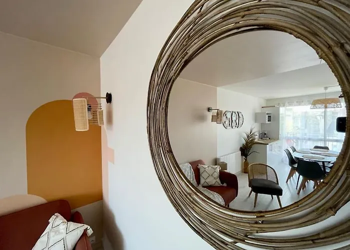 Saint Julien - L'esprit Village Apartment