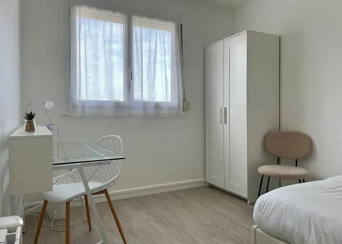 Saint Julien - L'esprit Village Apartment