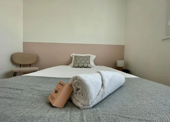 Saint Julien - L'esprit Village Apartment