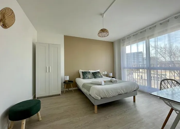 Apartment Saint Julien - L'esprit Village